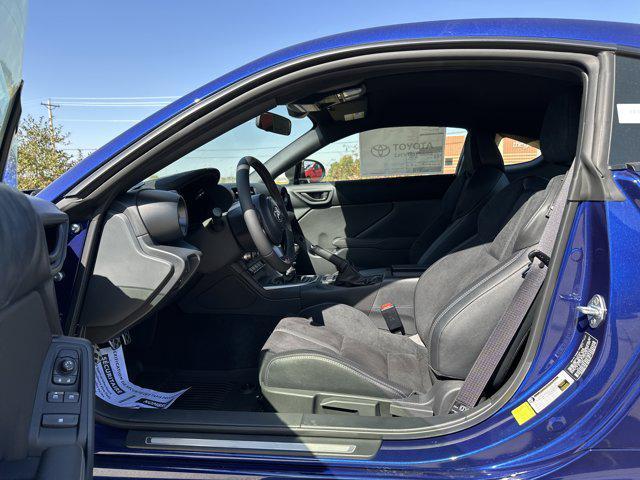 new 2025 Toyota GR86 car, priced at $33,985