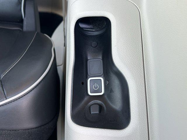 used 2022 Chrysler Pacifica car, priced at $26,017