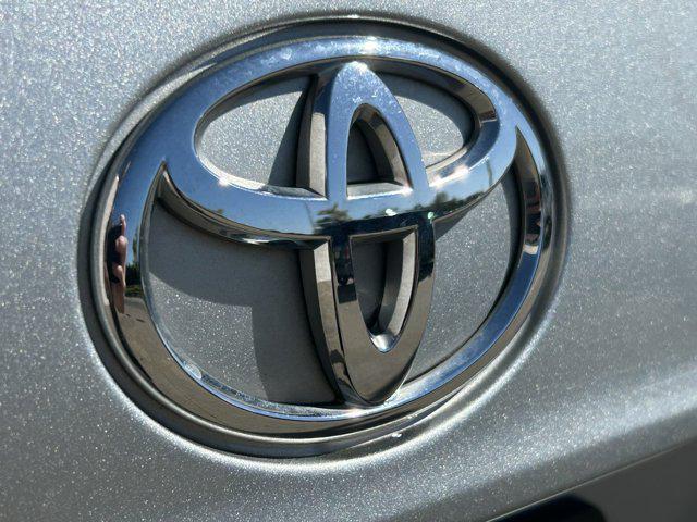 used 2022 Toyota Highlander car, priced at $37,932