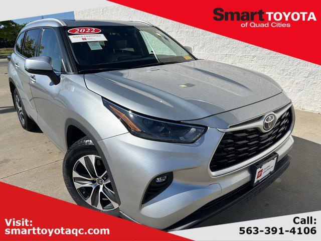 used 2022 Toyota Highlander car, priced at $37,932