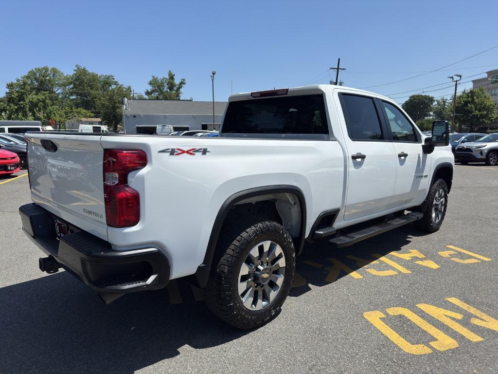 used 2022 Chevrolet Silverado 2500 car, priced at $42,995