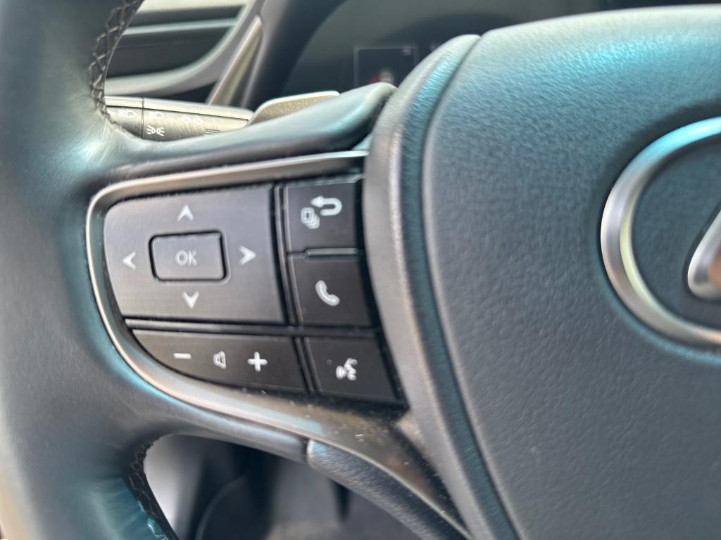 used 2020 Lexus ES 350 car, priced at $26,995