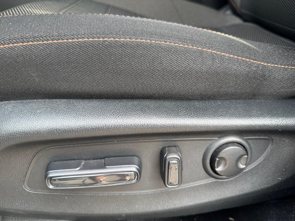 used 2023 Honda CR-V Hybrid car, priced at $26,995