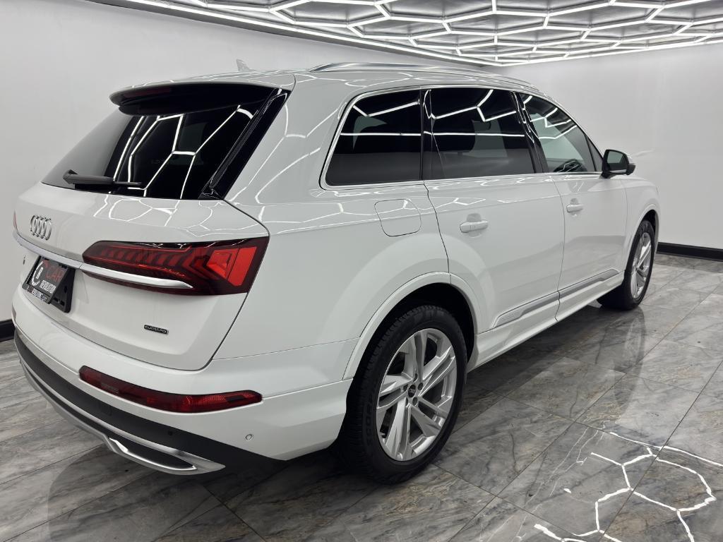 used 2023 Audi Q7 car, priced at $36,999