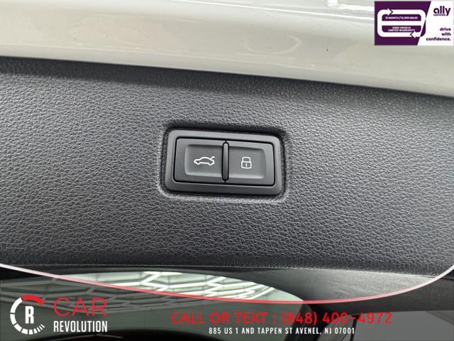 used 2023 Audi Q7 car, priced at $35,999