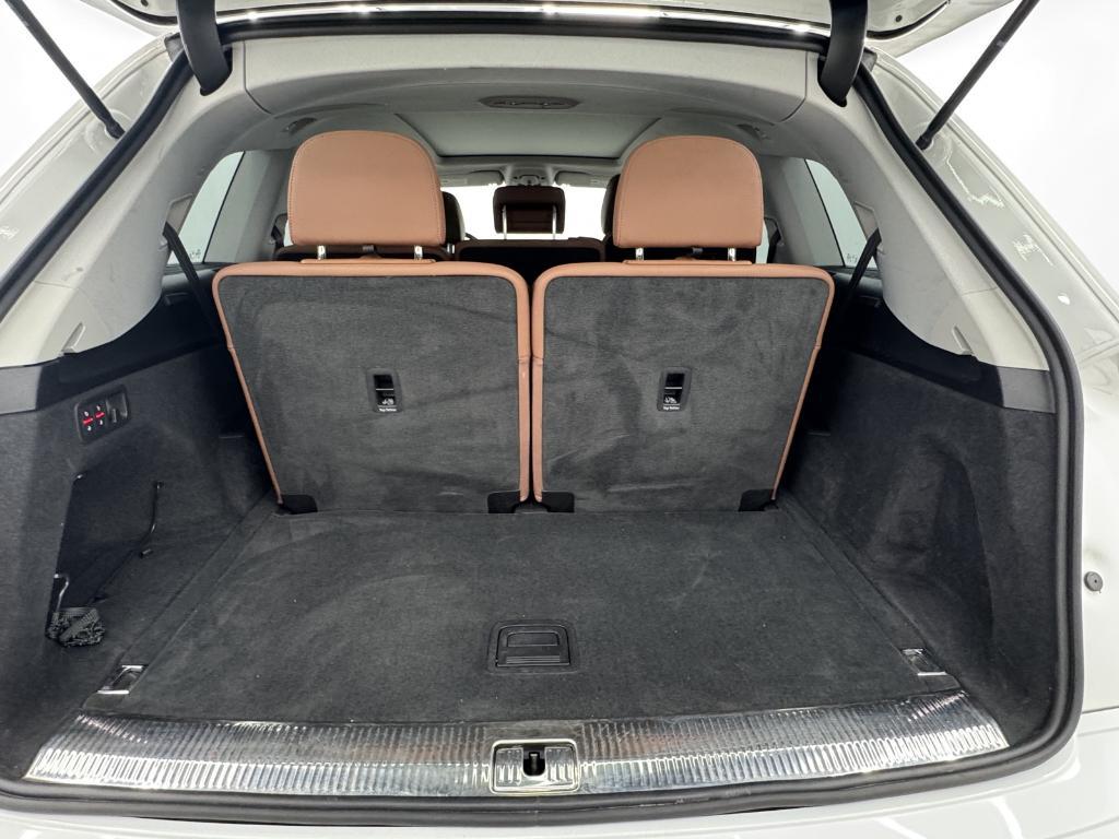 used 2023 Audi Q7 car, priced at $36,999