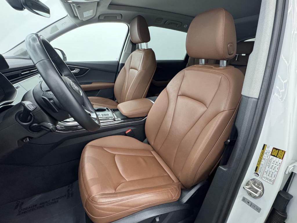 used 2023 Audi Q7 car, priced at $36,999