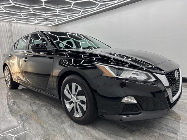 used 2020 Nissan Altima car, priced at $13,895