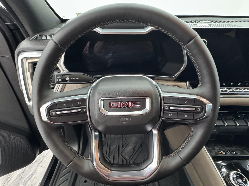 used 2024 GMC Canyon car, priced at $44,999
