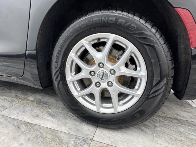 used 2023 Chrysler Pacifica car, priced at $20,999