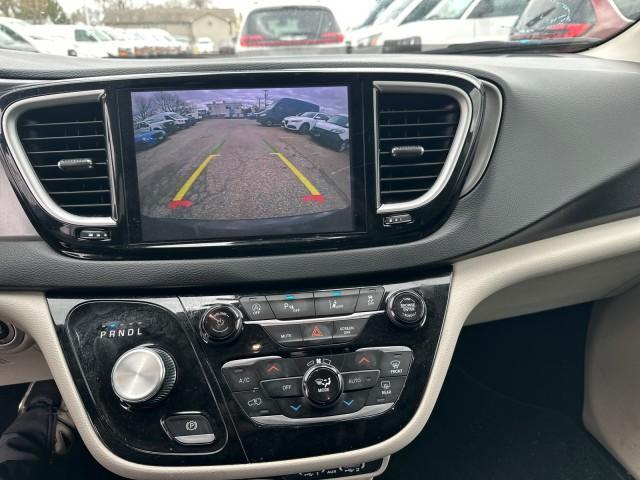 used 2023 Chrysler Pacifica car, priced at $20,999