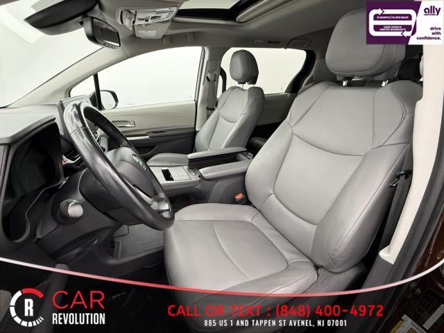 used 2024 Toyota Sienna car, priced at $34,999