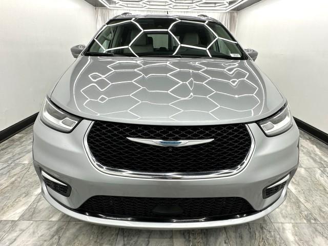 used 2021 Chrysler Pacifica Hybrid car, priced at $17,990