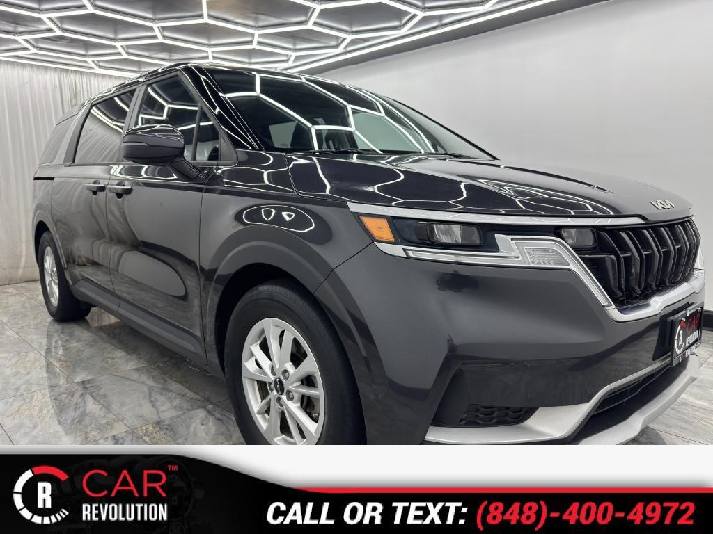 used 2022 Kia Carnival car, priced at $27,995