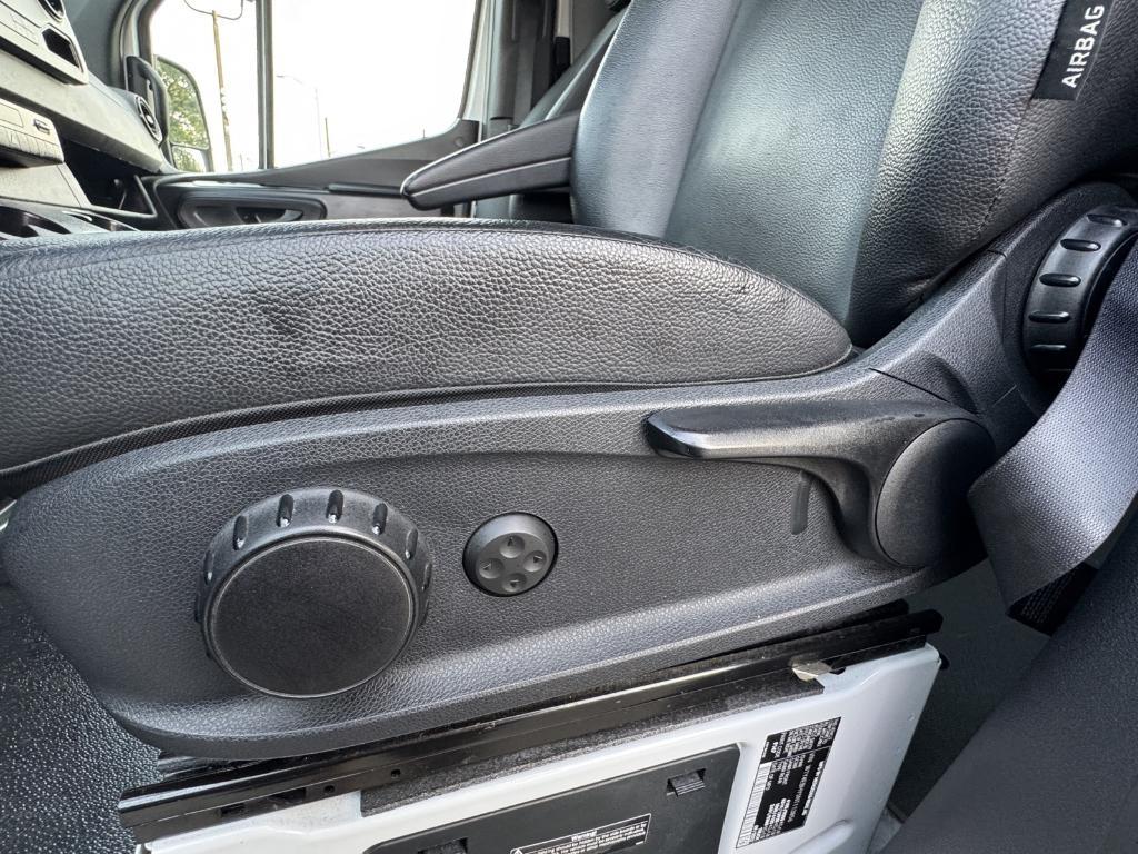 used 2022 Mercedes-Benz Sprinter 2500 car, priced at $35,999