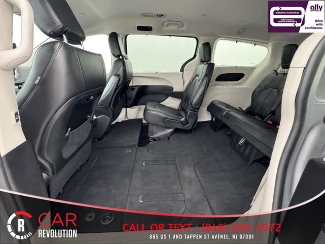 used 2022 Chrysler Pacifica car, priced at $19,591