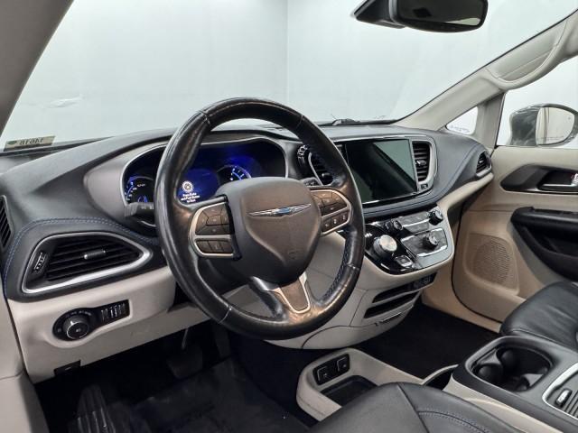 used 2021 Chrysler Pacifica Hybrid car, priced at $22,983