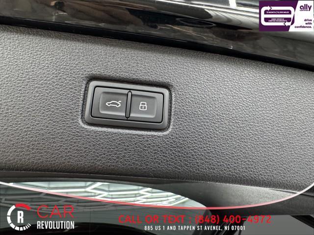 used 2023 Audi Q7 car, priced at $33,893