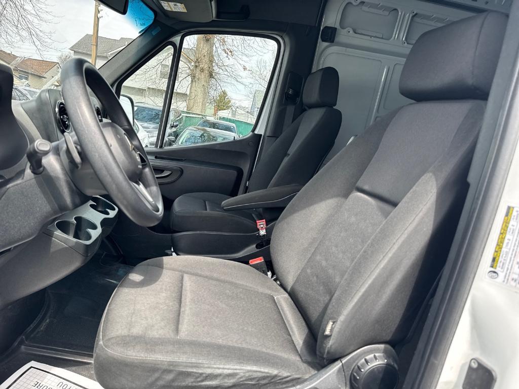 used 2023 Mercedes-Benz Sprinter 2500 car, priced at $26,888