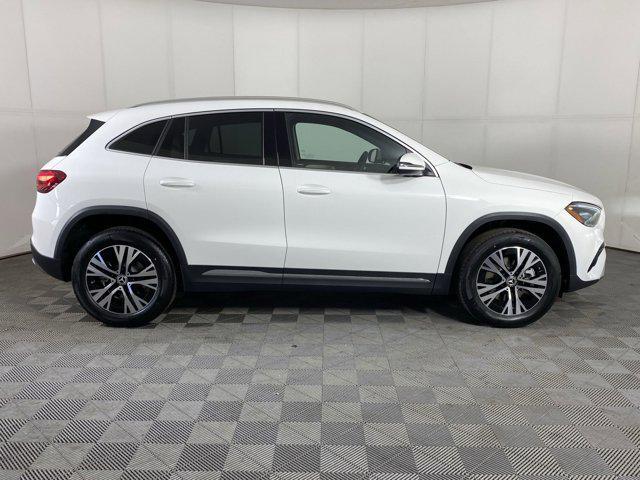 used 2025 Mercedes-Benz GLA 250 car, priced at $39,292