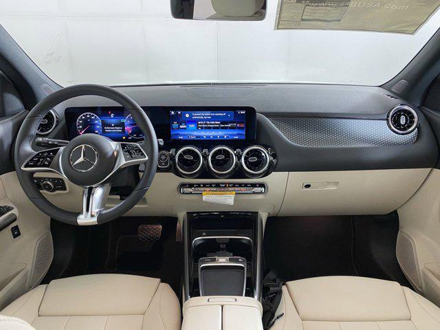 used 2025 Mercedes-Benz GLA 250 car, priced at $38,992