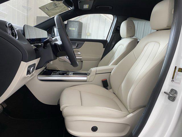 new 2025 Mercedes-Benz GLA 250 car, priced at $44,250