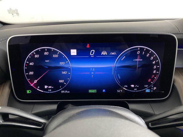new 2025 Mercedes-Benz GLC 350e car, priced at $70,835