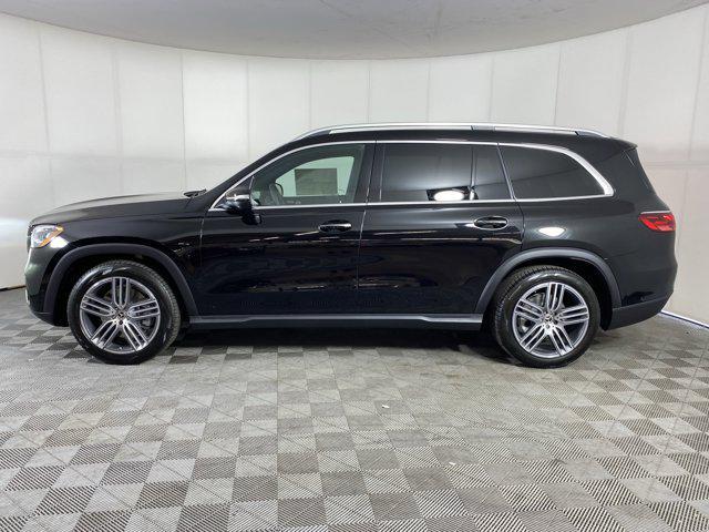 new 2025 Mercedes-Benz GLS 450 car, priced at $91,945
