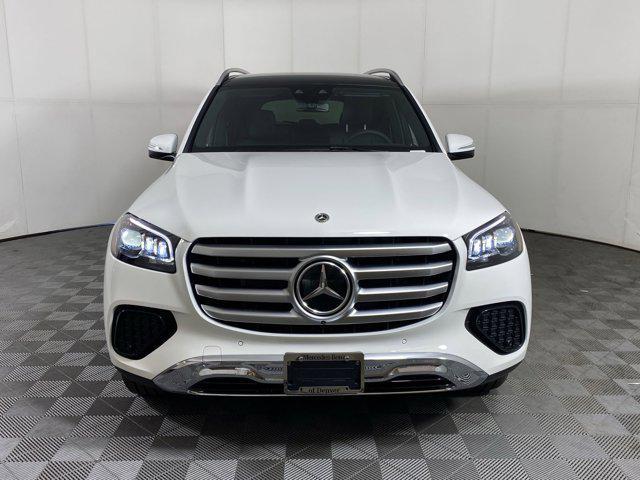 new 2025 Mercedes-Benz GLS 450 car, priced at $92,045