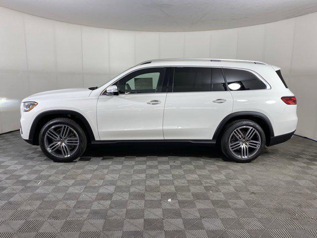 new 2025 Mercedes-Benz GLS 450 car, priced at $92,045