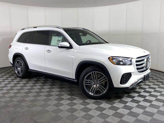 new 2025 Mercedes-Benz GLS 450 car, priced at $92,045