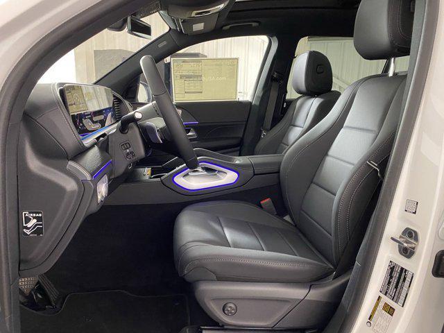 new 2025 Mercedes-Benz GLS 450 car, priced at $92,045