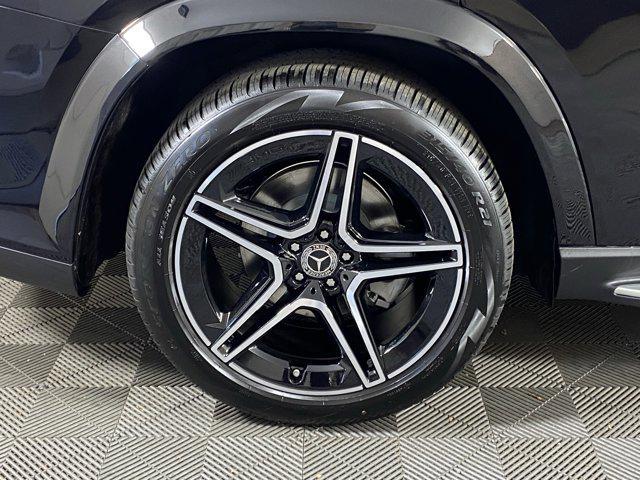 new 2025 Mercedes-Benz GLS 450 car, priced at $96,585