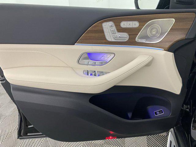 new 2025 Mercedes-Benz GLS 450 car, priced at $96,585