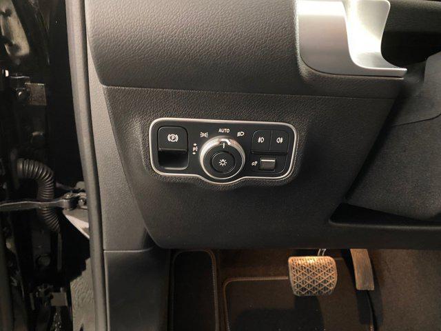 new 2025 Mercedes-Benz GLB 250 car, priced at $49,595