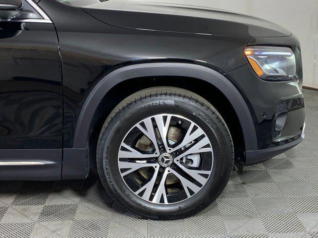 new 2025 Mercedes-Benz GLB 250 car, priced at $49,595