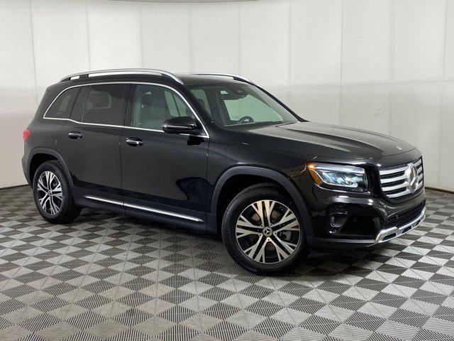 new 2025 Mercedes-Benz GLB 250 car, priced at $49,595