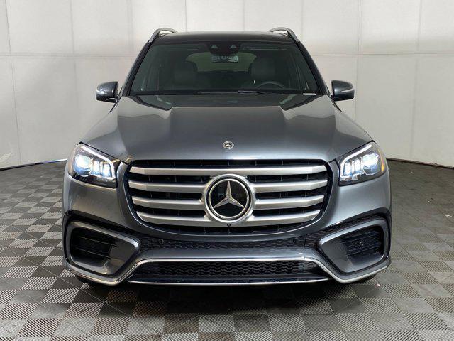 new 2025 Mercedes-Benz GLS 450 car, priced at $95,685