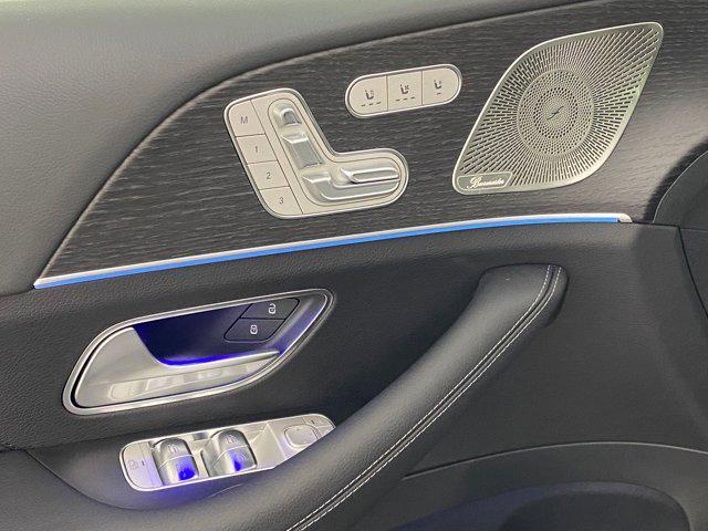 new 2025 Mercedes-Benz GLS 450 car, priced at $95,685
