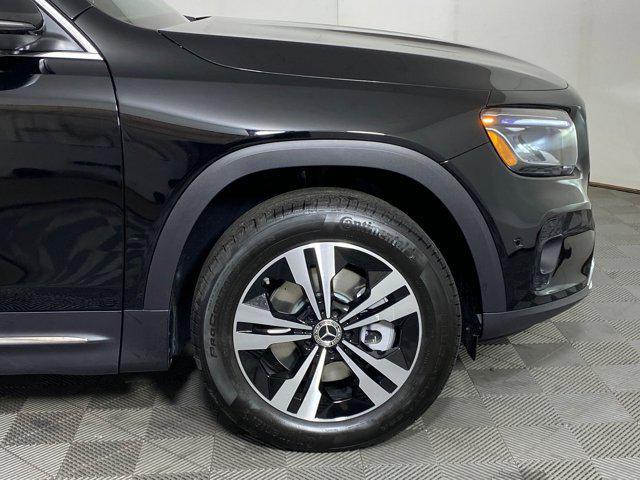 new 2025 Mercedes-Benz GLB 250 car, priced at $49,595