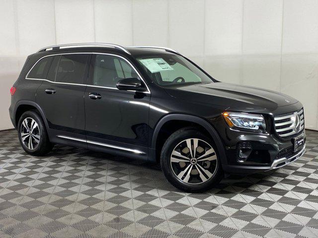 new 2025 Mercedes-Benz GLB 250 car, priced at $49,595