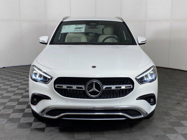 new 2025 Mercedes-Benz GLA 250 car, priced at $47,894