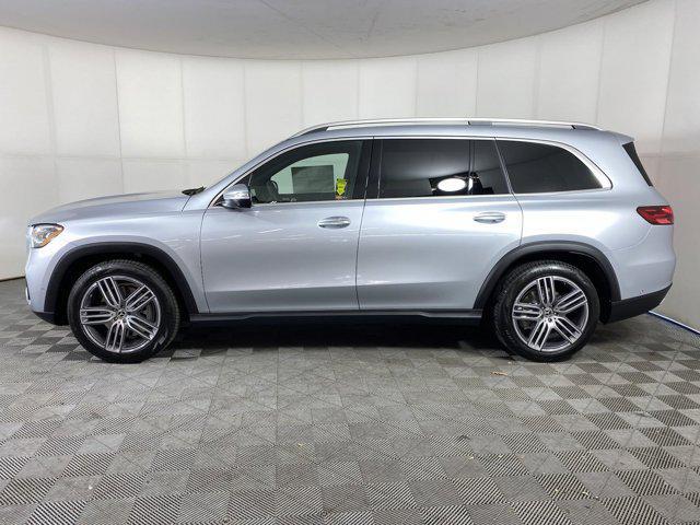 new 2025 Mercedes-Benz GLS 450 car, priced at $92,374