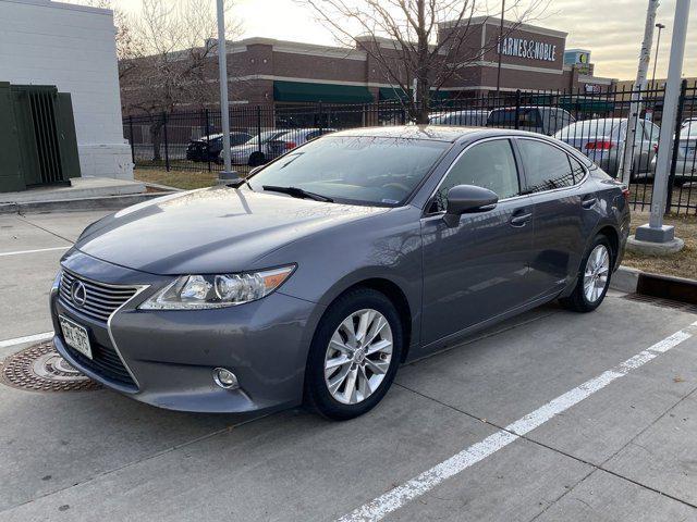 used 2014 Lexus ES 300h car, priced at $18,999