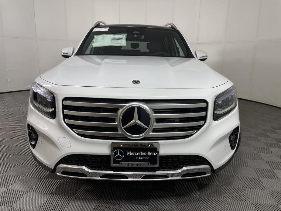 new 2024 Mercedes-Benz GLB 250 car, priced at $52,650