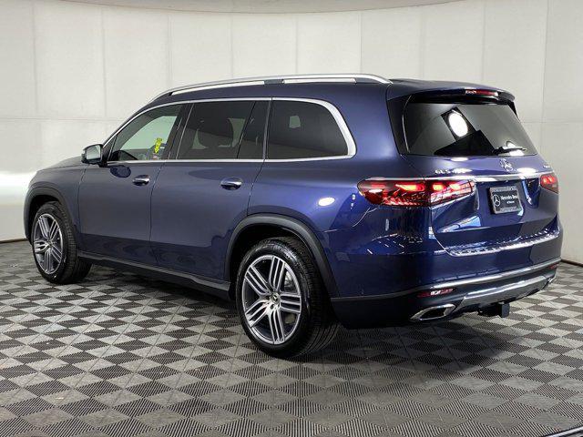 new 2025 Mercedes-Benz GLS 450 car, priced at $98,215