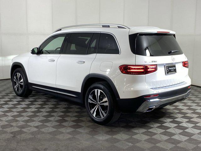 used 2025 Mercedes-Benz GLB 250 car, priced at $40,522