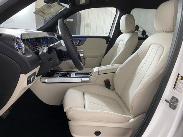 used 2025 Mercedes-Benz GLB 250 car, priced at $40,522