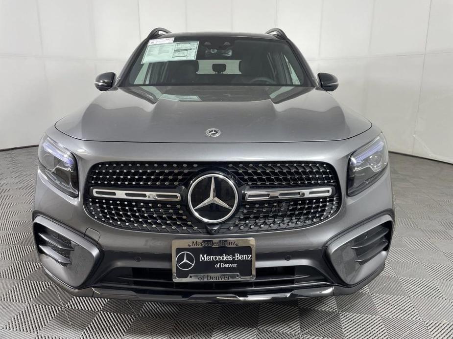 new 2024 Mercedes-Benz GLB 250 car, priced at $60,090