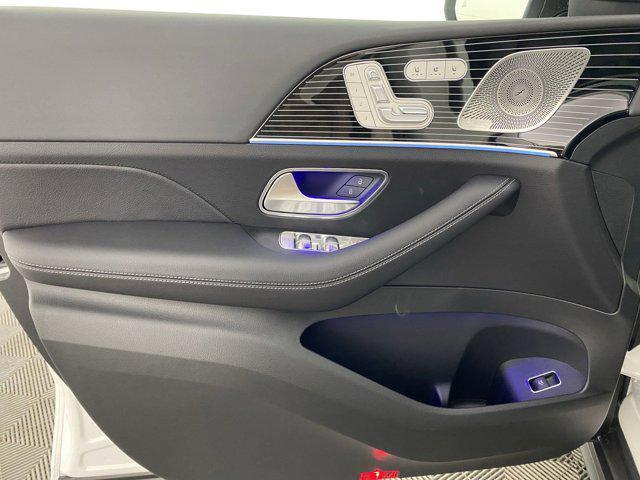 new 2025 Mercedes-Benz GLS 450 car, priced at $97,030
